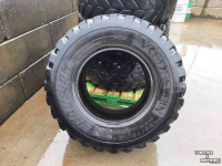 Wheels, Tyres, Rims & Dual spacers Vredestein 46070R24  460/70Xr24   Endurion banden
