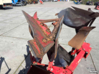 Ploughs Vogel & Noot 3 schaar wentelploeg met pakker
