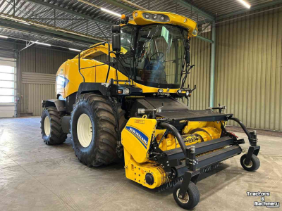 Forage-harvester New Holland FR9060 + NH 300 FP & NH 450