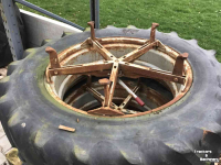 Wheels, Tyres, Rims & Dual spacers Good Year 16.9R38