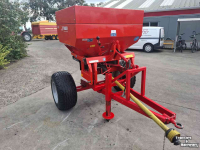 Fertilizer spreader Rauch MDS 12.1