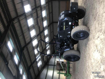 Tractor TYM TYM / Branson 2500L - Black edition
