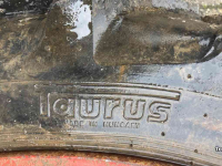Wheels, Tyres, Rims & Dual spacers Taurus 9,5xR44 Cultuurwielen 90%