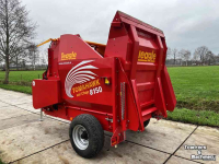Straw spreader for boxes Teagle Tomahawk 8150SC Dualchop