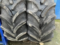 Wheels, Tyres, Rims & Dual spacers Vredestein Traxion 650/65R38 en 540/65R28