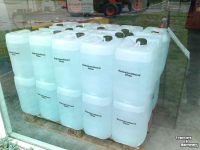 Other transport and industrial equipment and accessories  gedemineraliseerd water, demi water, accu water 20 of 1000 liter vaten