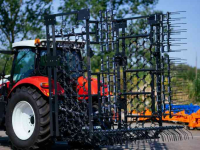 Pasture harrow  Nieuwe weideslepen Intertech