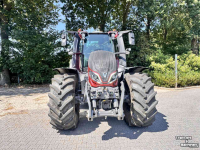 Tractor Valtra Q305
