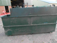 Fuel storage tank  dieseltank 2500 L met lekbak