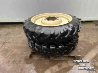 Wheels, Tyres, Rims & Dual spacers  9.5R32