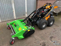 Skidsteer Giant SK252D + klepelmaaier