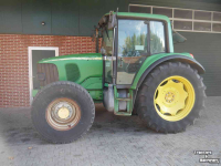 Tractor John Deere 6220 Premium PQ