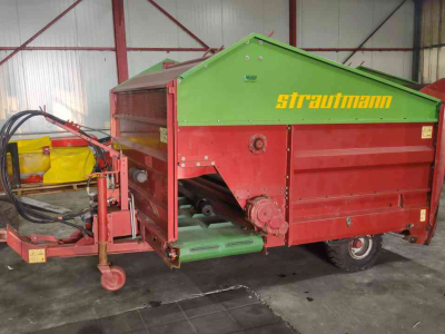 Silage-block distribution wagon Strautmann BVW