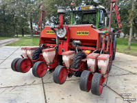Seed drill Becker 6 rijer maiszaaier