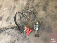 Other parts and accessories  Ventielenblok met bowdenkabels