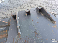 Diverse used spare-parts Fliegl Maisplaten / Maismessen