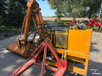 Mowing arm with flailmower Votex KM