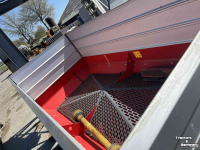 Fertilizer spreader Vicon RO-EDW 2800L Kunstmeststrooier isobus