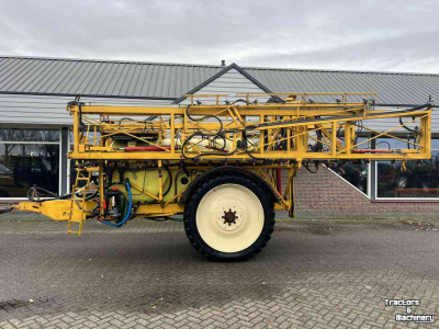 Fieldsprayer pull-type Dubex Mentor 9804