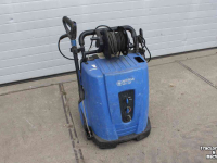 High-pressure cleaner, Hot / Cold Nilfisk MH 2M heetwater hogedrukreiniger stoomcleaner