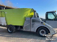 Self-propelled feed mixer Storti Doberman 20