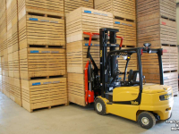 Bulk box tipper Vegniek RM350 vooroverkantelaar