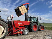 Bulk box tipper Vegniek RM350 vooroverkantelaar
