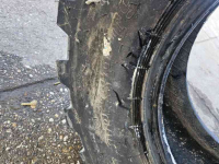 Wheels, Tyres, Rims & Dual spacers Dunlop 405/70R24 SP-T9