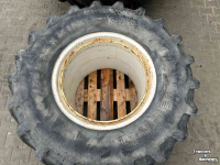 Wheels, Tyres, Rims & Dual spacers Michelin 650/65 R38 XM108 en 540/65 R28 XM108