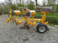 Ploughs Panter 2S WDK1VB 2-schaar wentelploeg