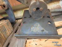 Used parts for tractors New Holland Trekhaak