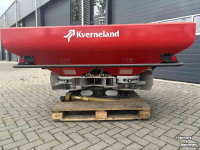 Fertilizer spreader Kverneland CL1100