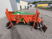 Onion harvester Holaras UM 210-F en UR 205-HZ