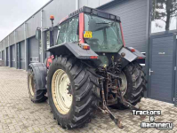Tractor Valtra 6750