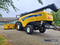 Combine New Holland CX 8.70