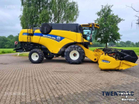 Combine New Holland CX 8.70