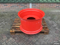 Wheels, Tyres, Rims & Dual spacers  18x28