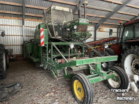 Potato harvester Krakei Rooier met ford 7610