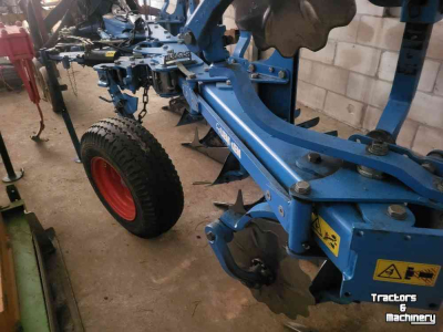 Ploughs Lemken Juwel 8