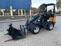 Wheelloader Giant G2200 HD-Xtra wiellader minishovel kniklader