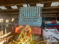 Self-loading wagon Mengele lw 310 opraapwagen