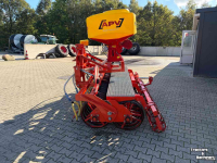 Seed drill Holvo ringenzaaimachine