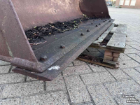 Other earthmoving and heavy equipment and accessories Volvo Shovelbak dichte bak loader bucket gebruikt