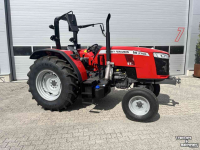 Tractors Massey Ferguson 4708M Platform Essential 2WD