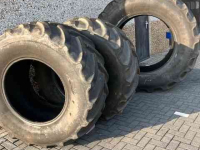 Wheels, Tyres, Rims & Dual spacers Mitas SFT Mitas banden 2x 600/70R30 30mm en 1x 710/70R42  40mm