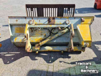 Excavator buckets  Opruiming bakken, palletvorken, balenklem.