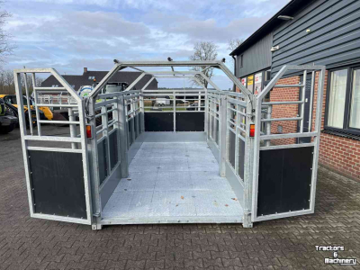 Livestock trailer  JYFA NHY500