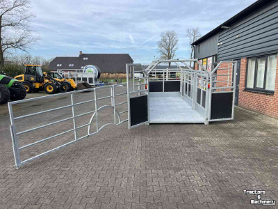 Livestock trailer  JYFA NHY500