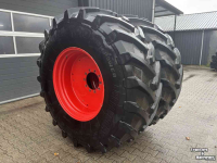 Wheels, Tyres, Rims & Dual spacers Trelleborg 650/85R38 TM900 90%
