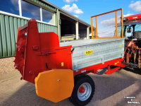 Manure spreader  Mestverspreider 2.5 Ton